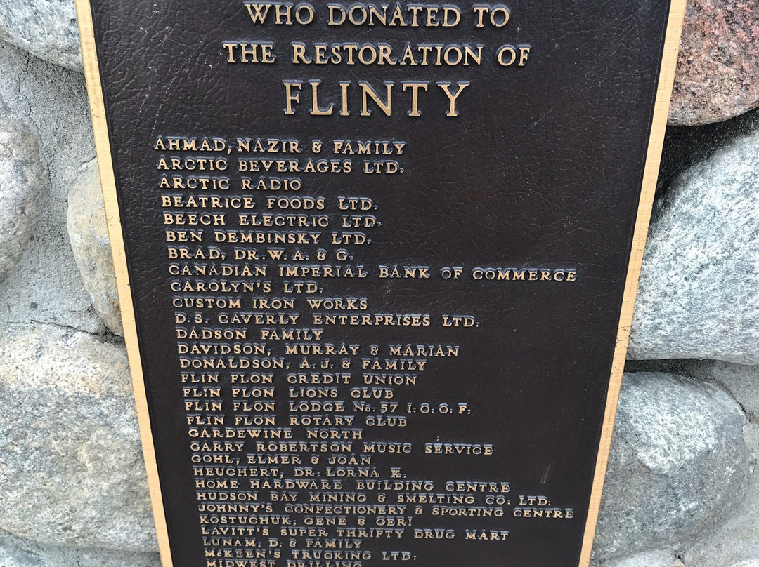 Flintabbaty Flonatin Statue景点图片