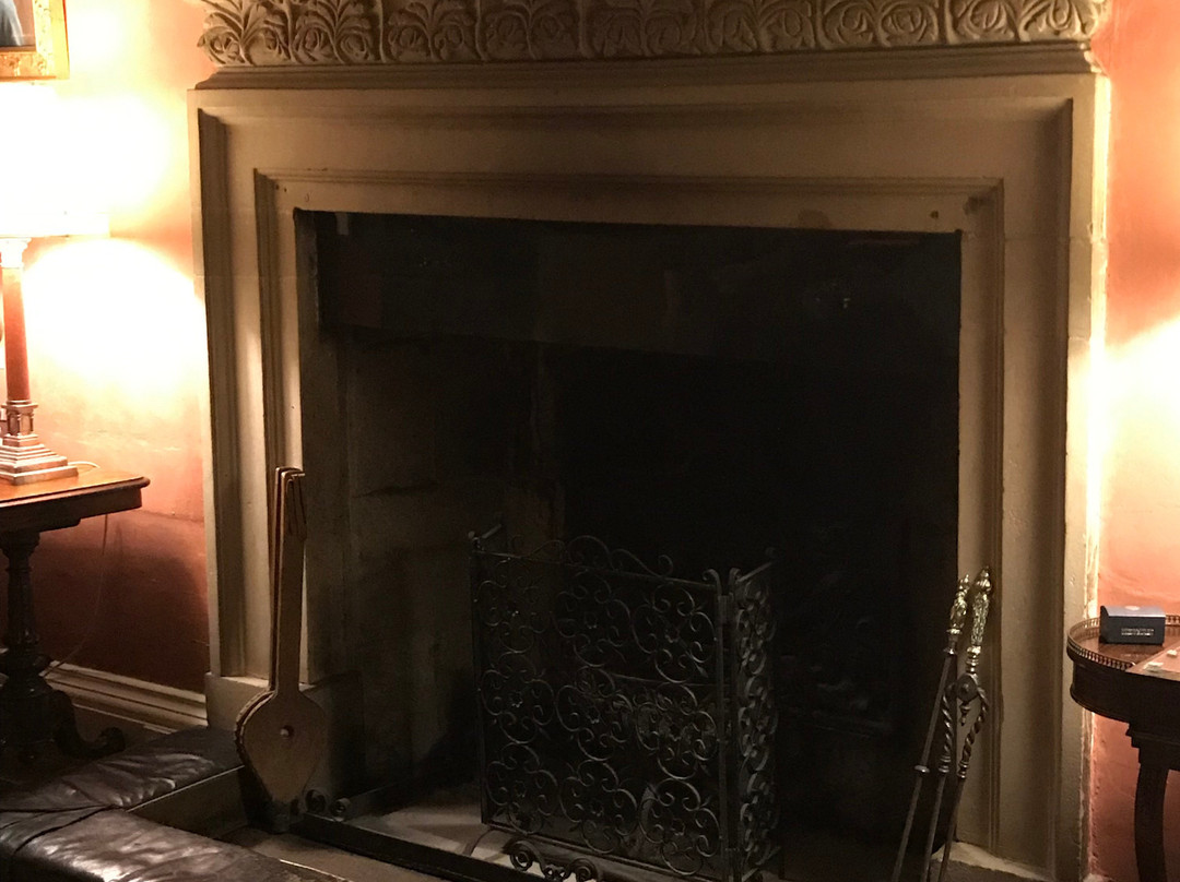 Thornton Watlass Hall主图