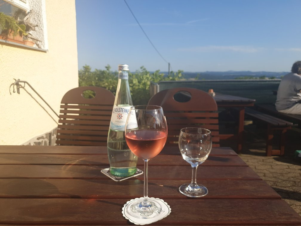 Antweiler酒店住宿-Zur Burgschanke