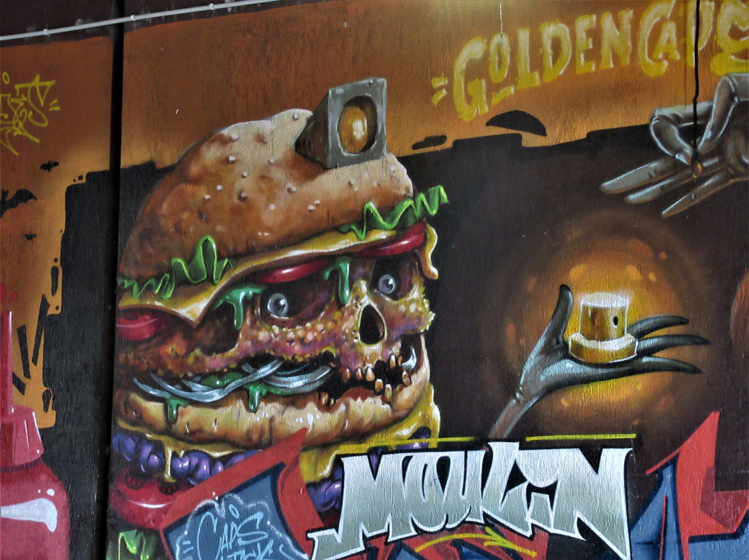 Fresque "Burgers"-赛尔齐—蓬多瓦兹必去景点