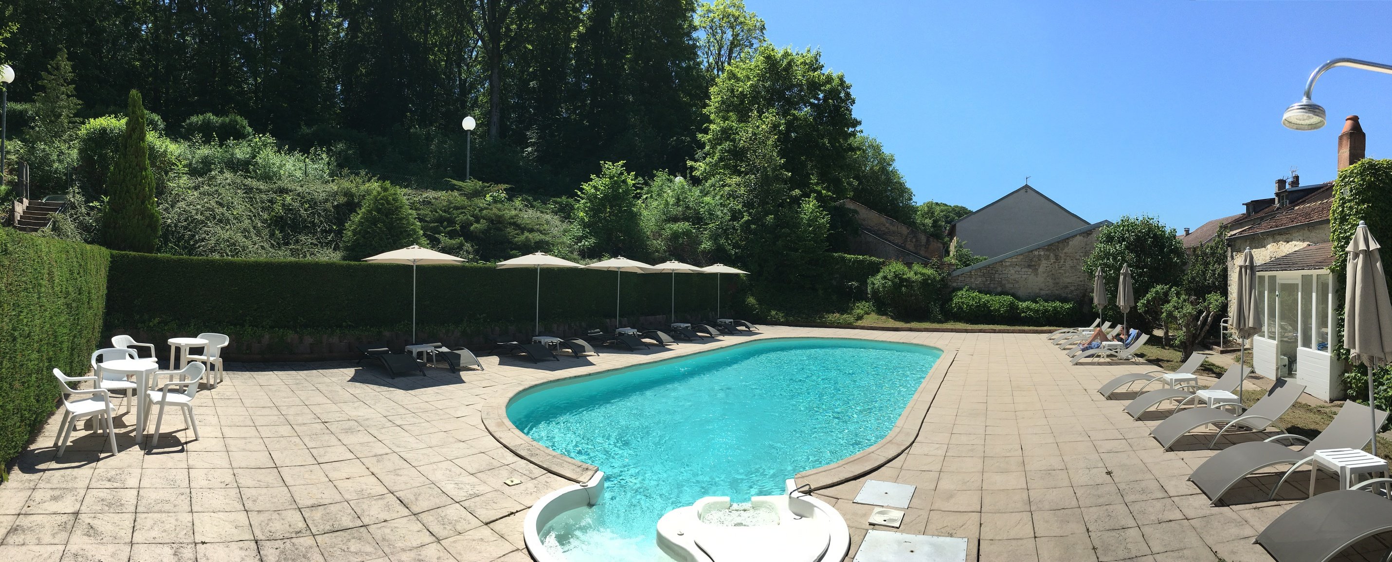 Hotel d'Orfeuil-泳池