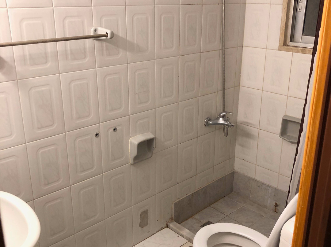 Black Iris Hotel主图