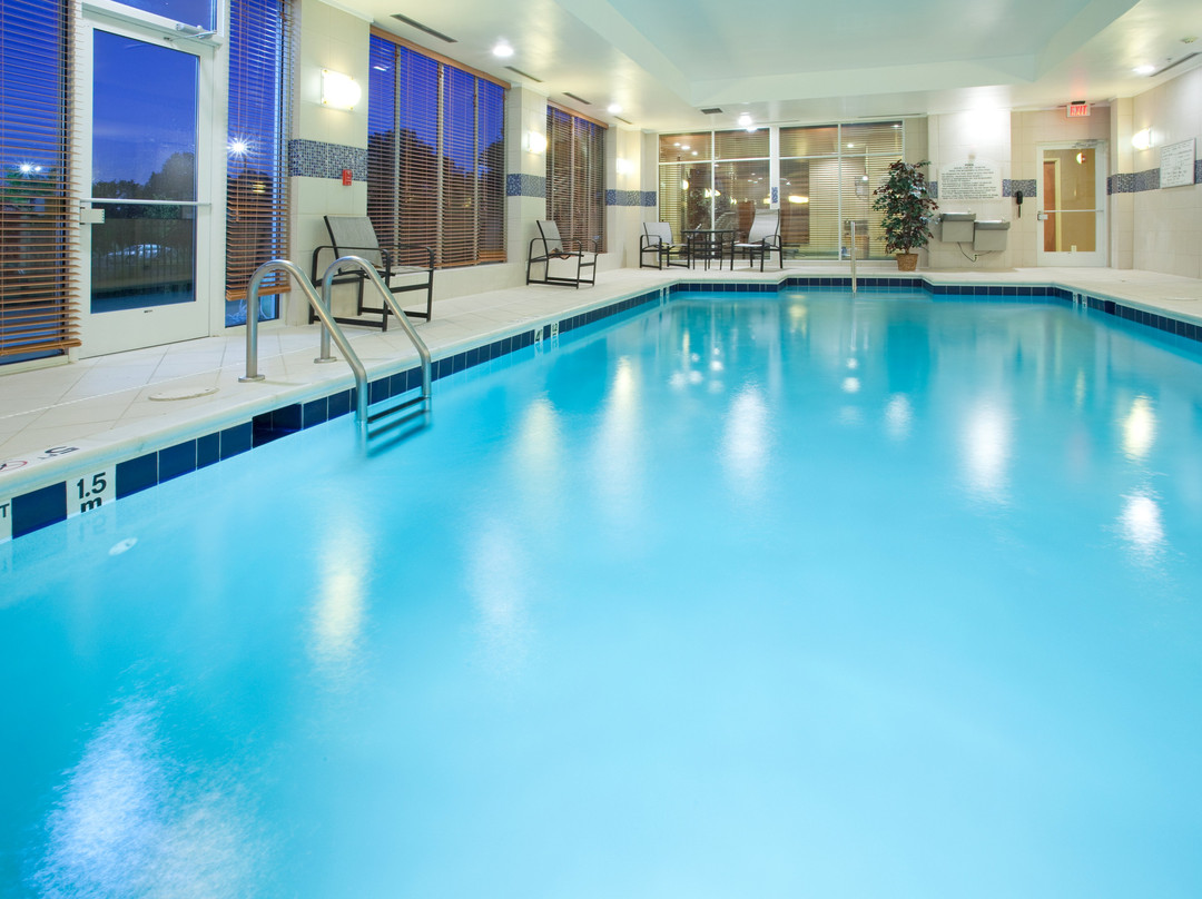 Holiday Inn Petersburg North- Fort Lee by IHG主图