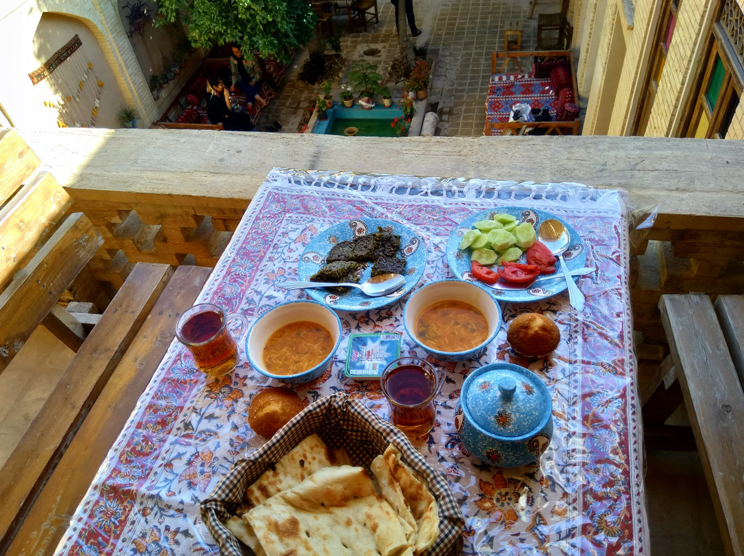 Mahmonir traditional House主图