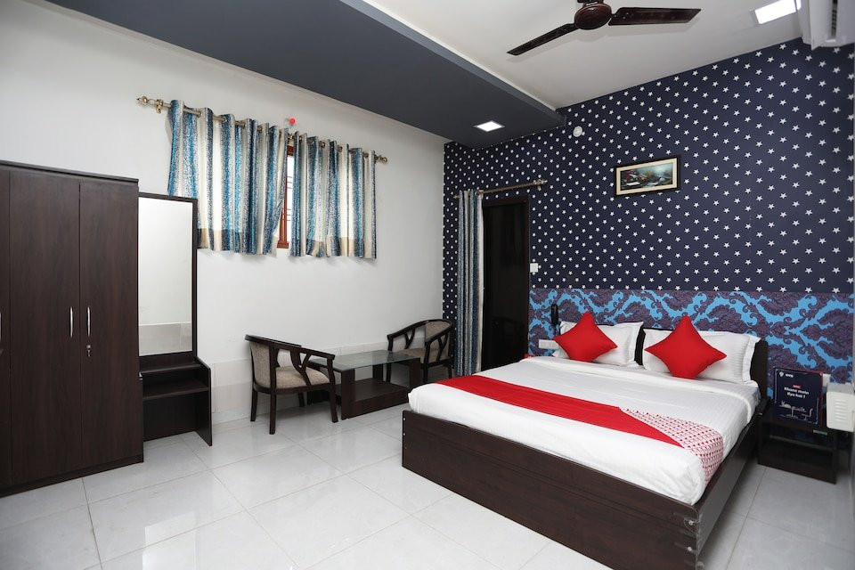 OYO 13493 Hotel Vridhi Inn主图