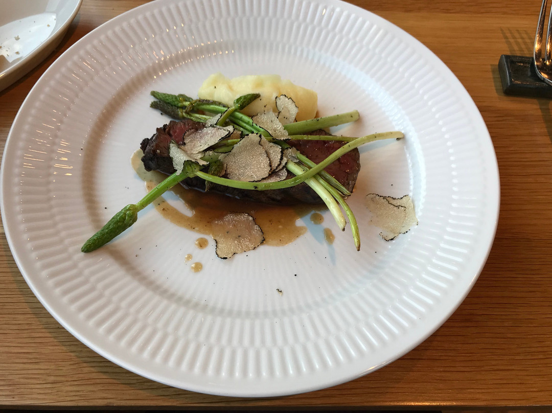 ロースト＆グリルレストラン レストロリン