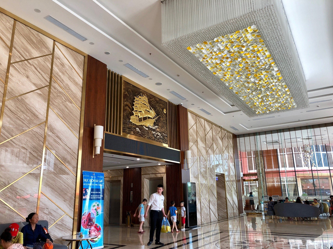 Marina Hotel主图