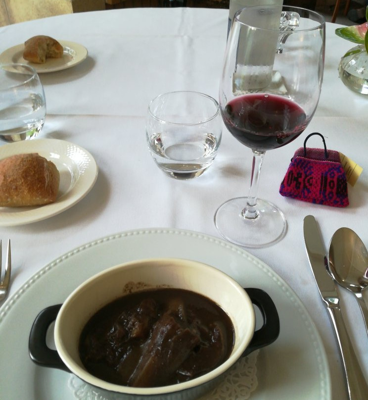 圣奥宾亭酒店主图