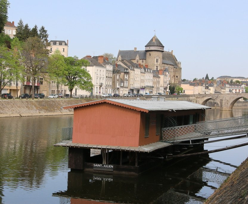 Bateau Lavoir Saint-Julien景点图片