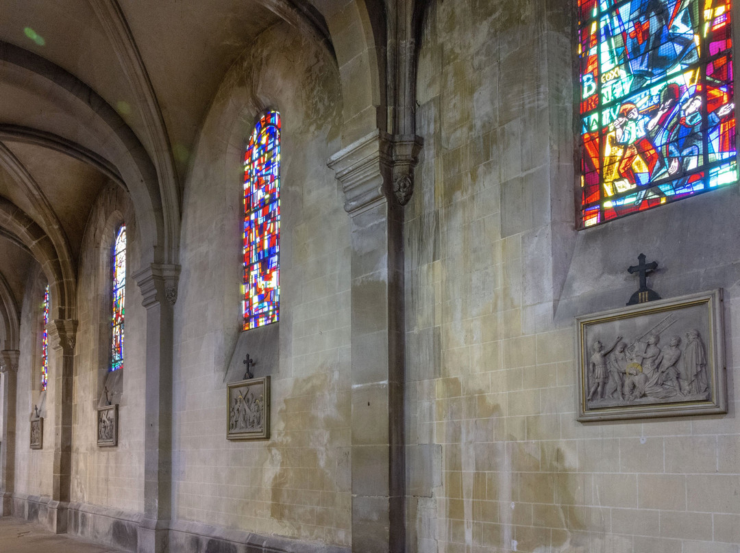 Basilique D'argenteuil-Argenteuil必去景点