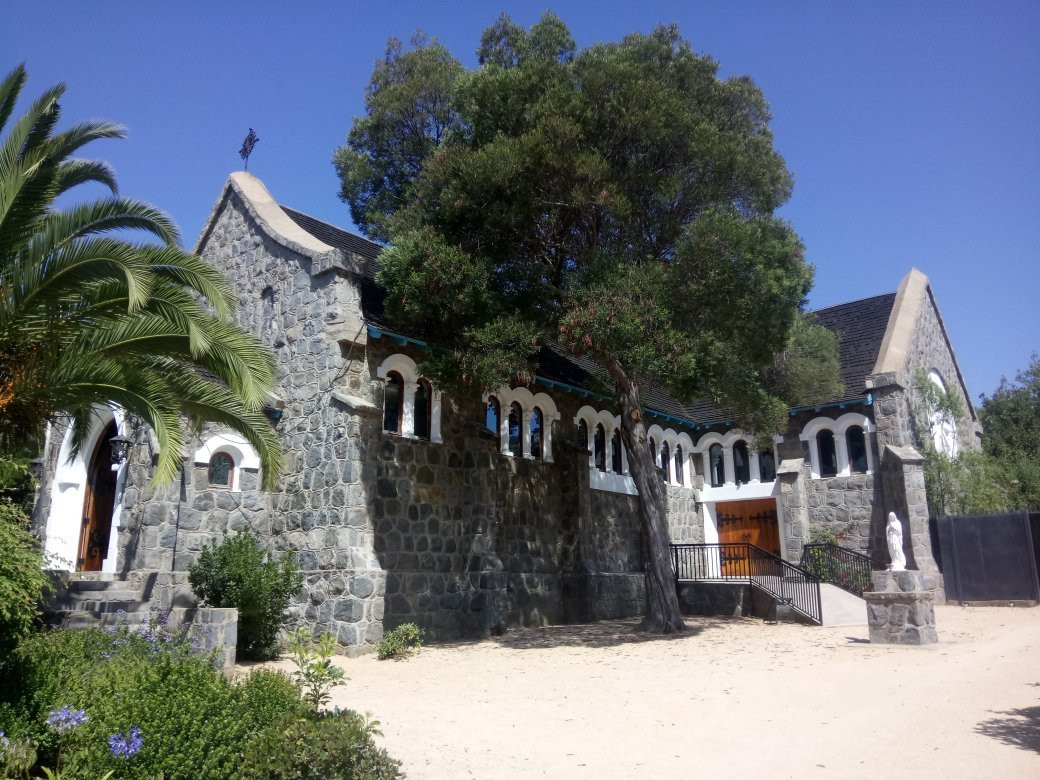 Parroquia Santa Teresa de Jesus de Zapallar景点图片