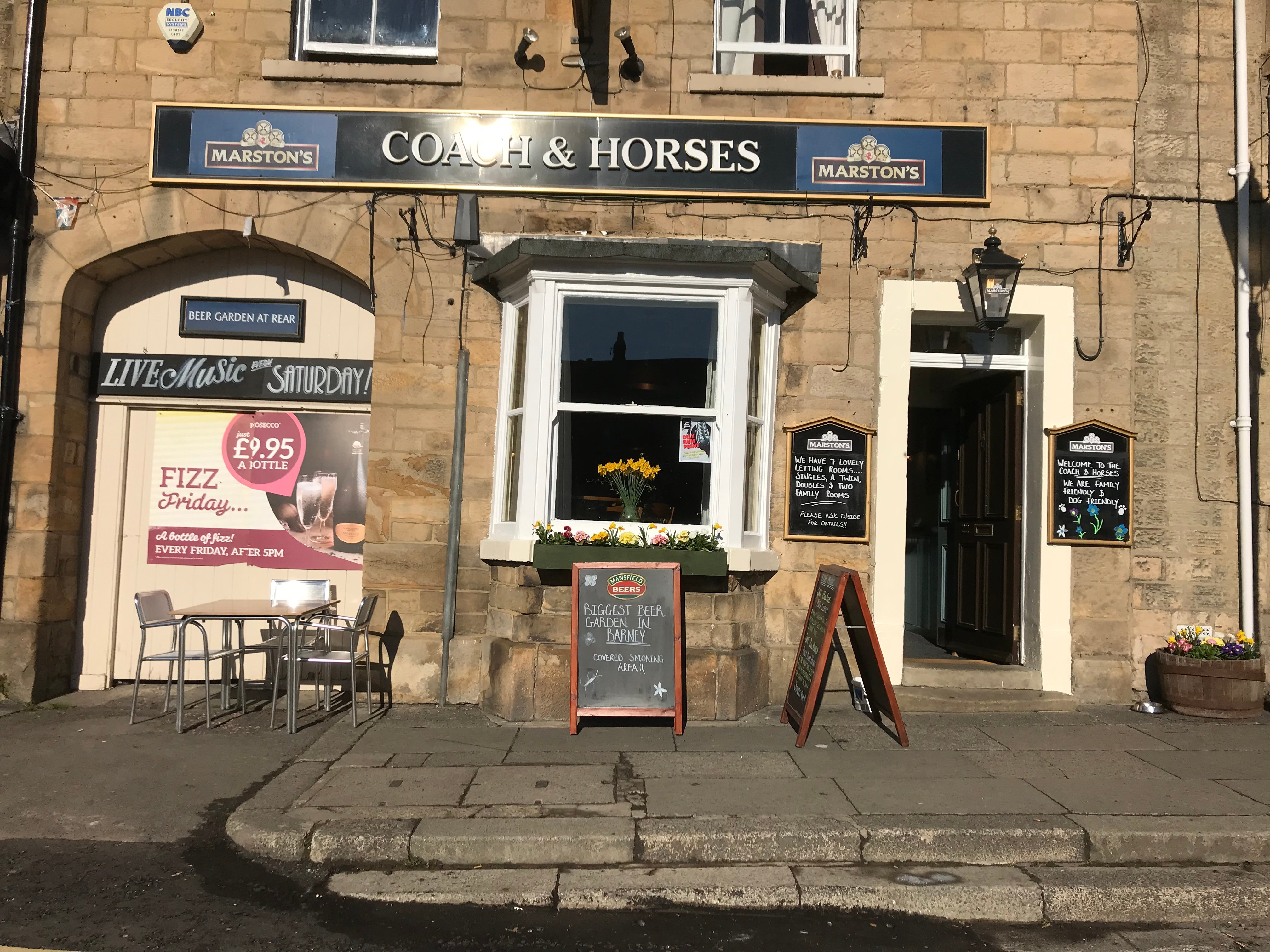 The Coach And Horses-官方