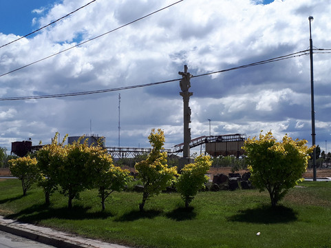 Monumento Cruceiro Gallego-Rio Gallegos必去景点