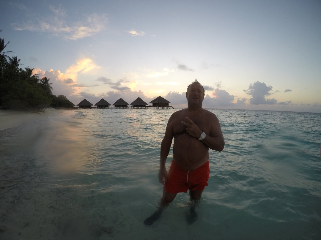 阿达兰瑞娜丽度假村主图