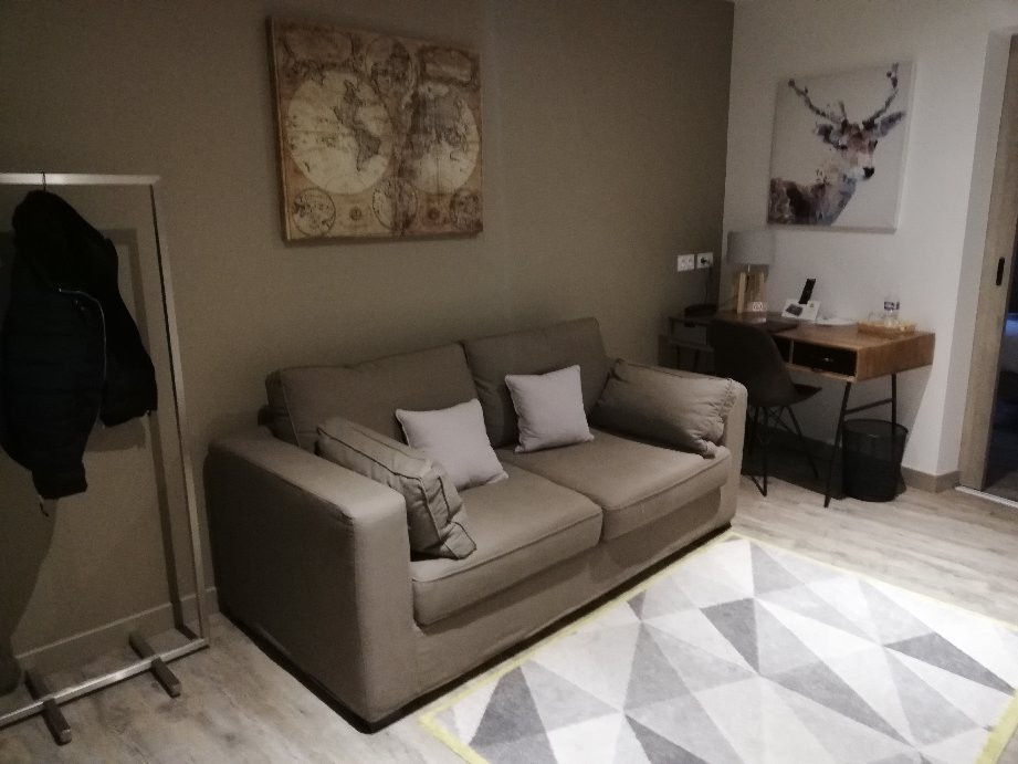 Logis Hôtel Burnichon主图