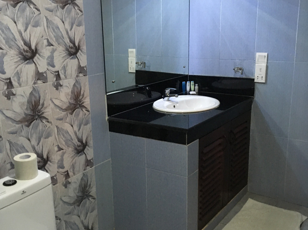 荣耀格兰德酒店主图