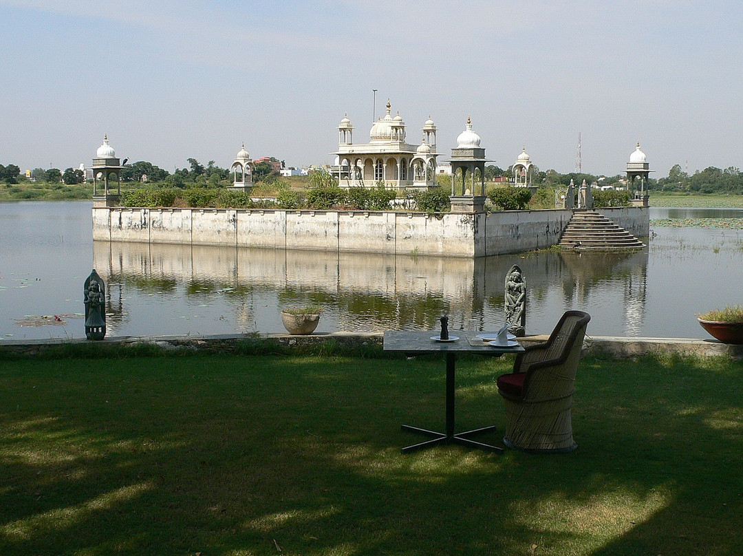 Vijay Rajrajeshwer Temple景点图片