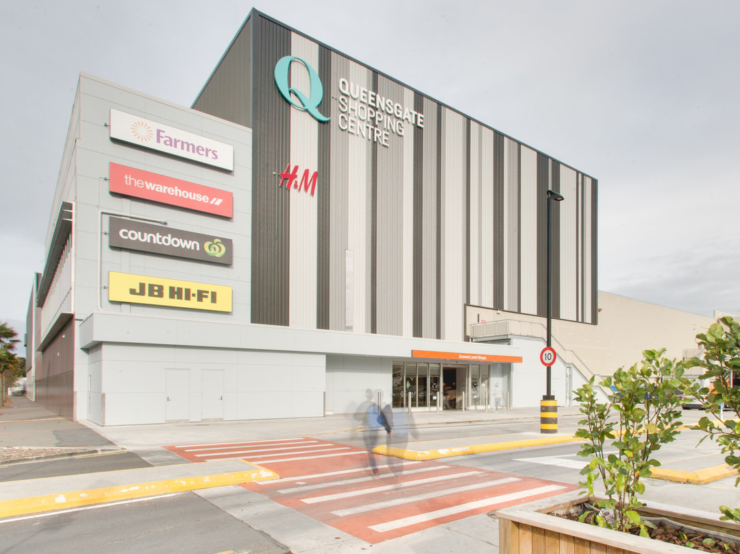 Queensgate Shopping Centre景点图片