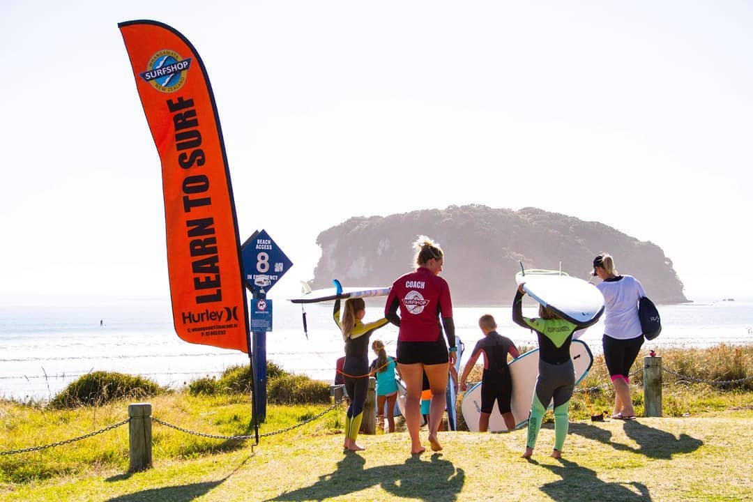 Whangamata Surf School景点图片