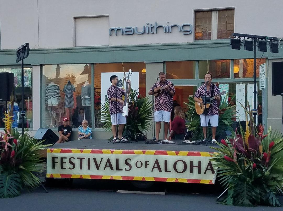Wailuku First Friday-怀露库必去景点