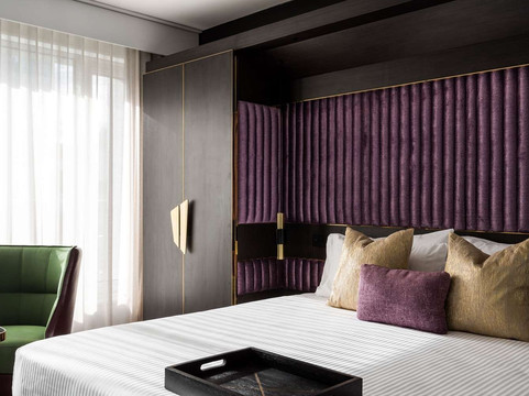 珀斯QT酒店, EVT旗下主图