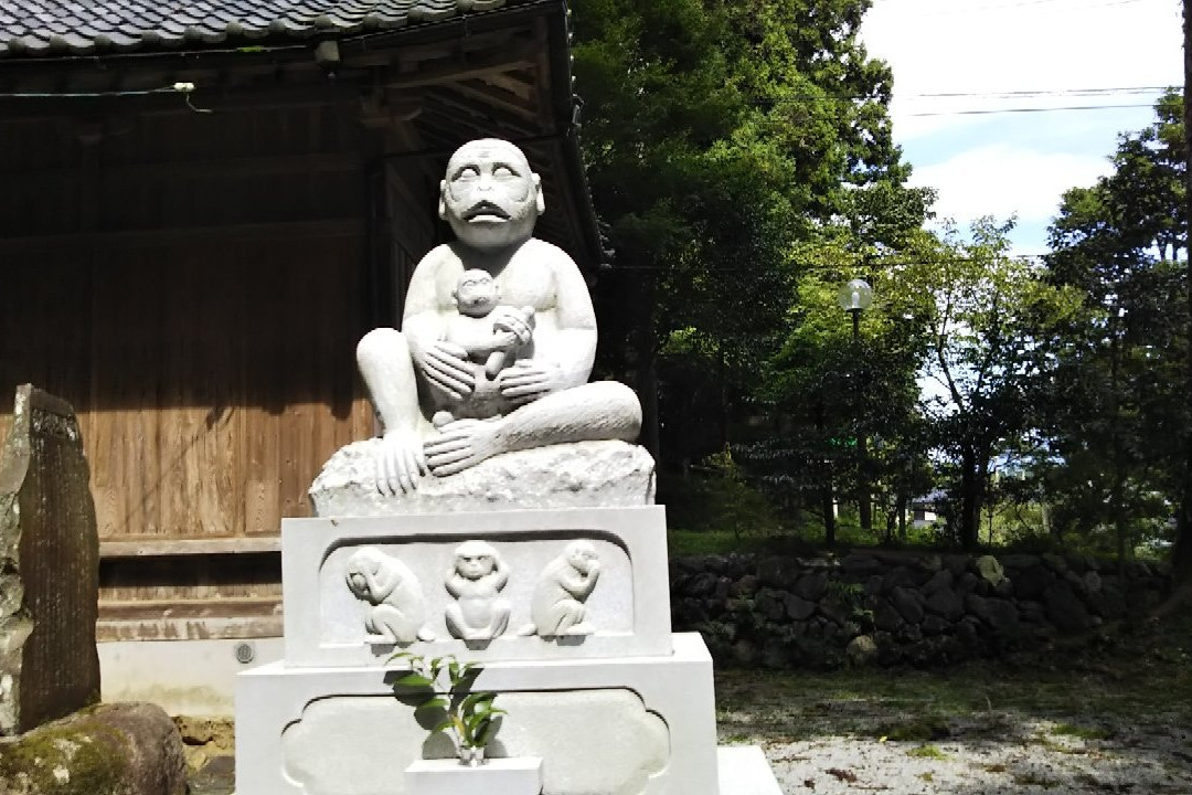 Narutani Shrine景点图片