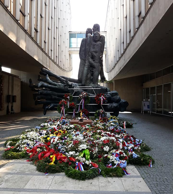 Slovak National Uprising Memorial景点图片