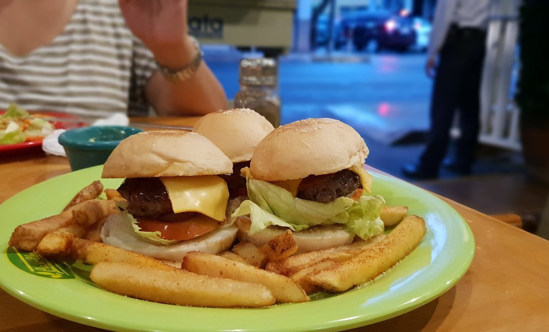 The Porch By Casa Verde