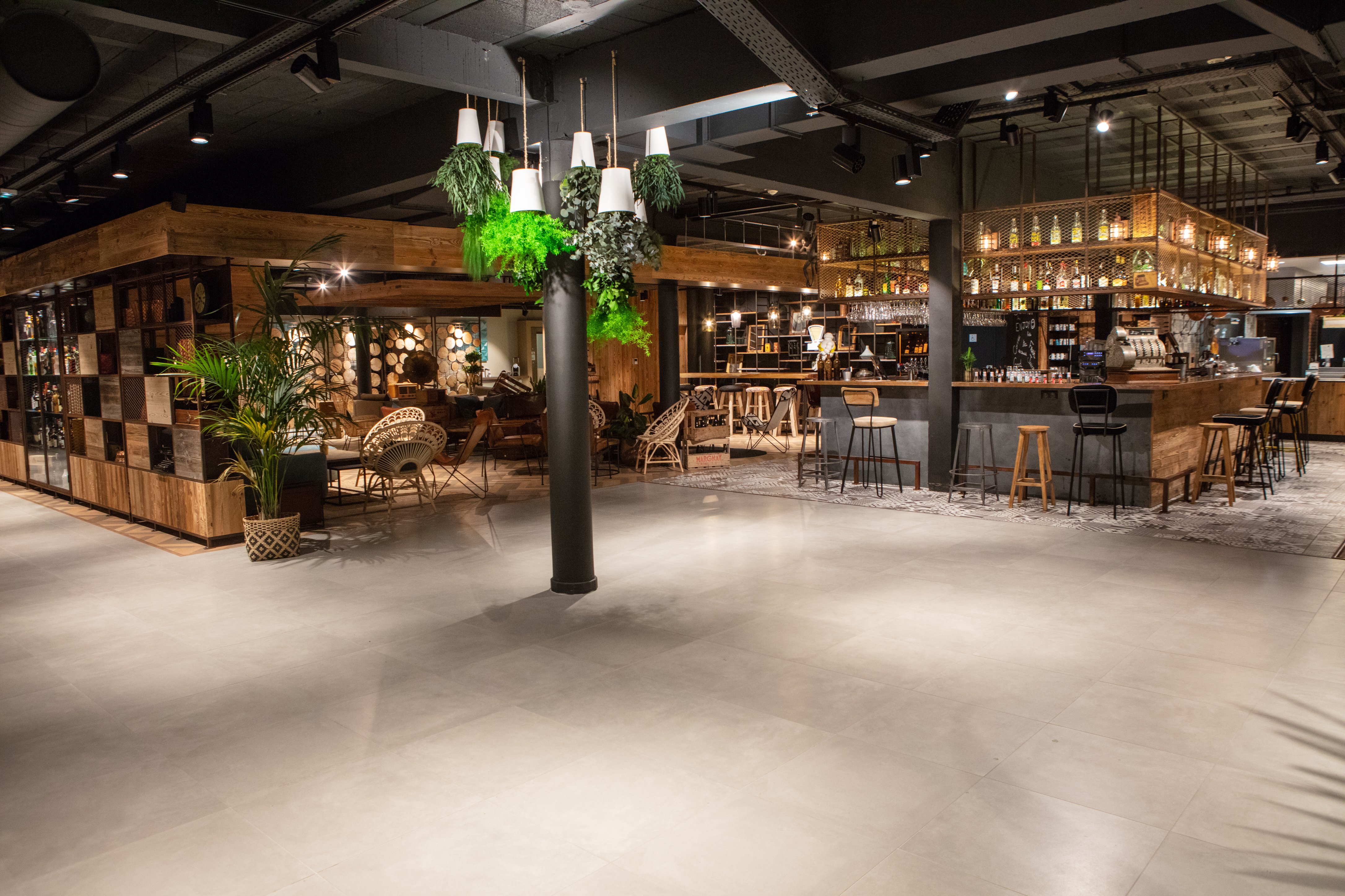 北阿维尼翁诺富特酒店-官方