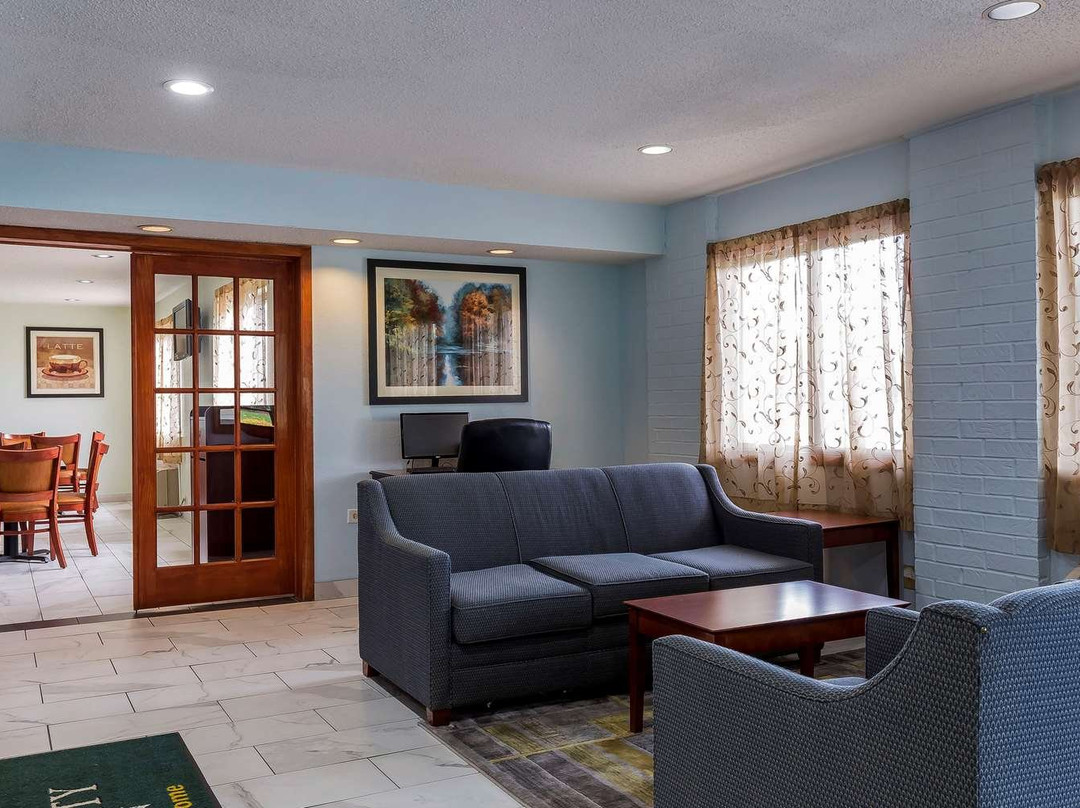 Quality Inn Sycamore - DeKalb主图