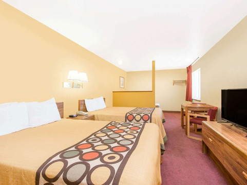 莫里亚蒂速8酒店主图