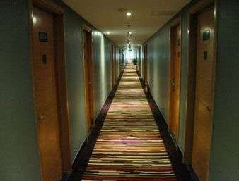 北京速8鸟巢店主图