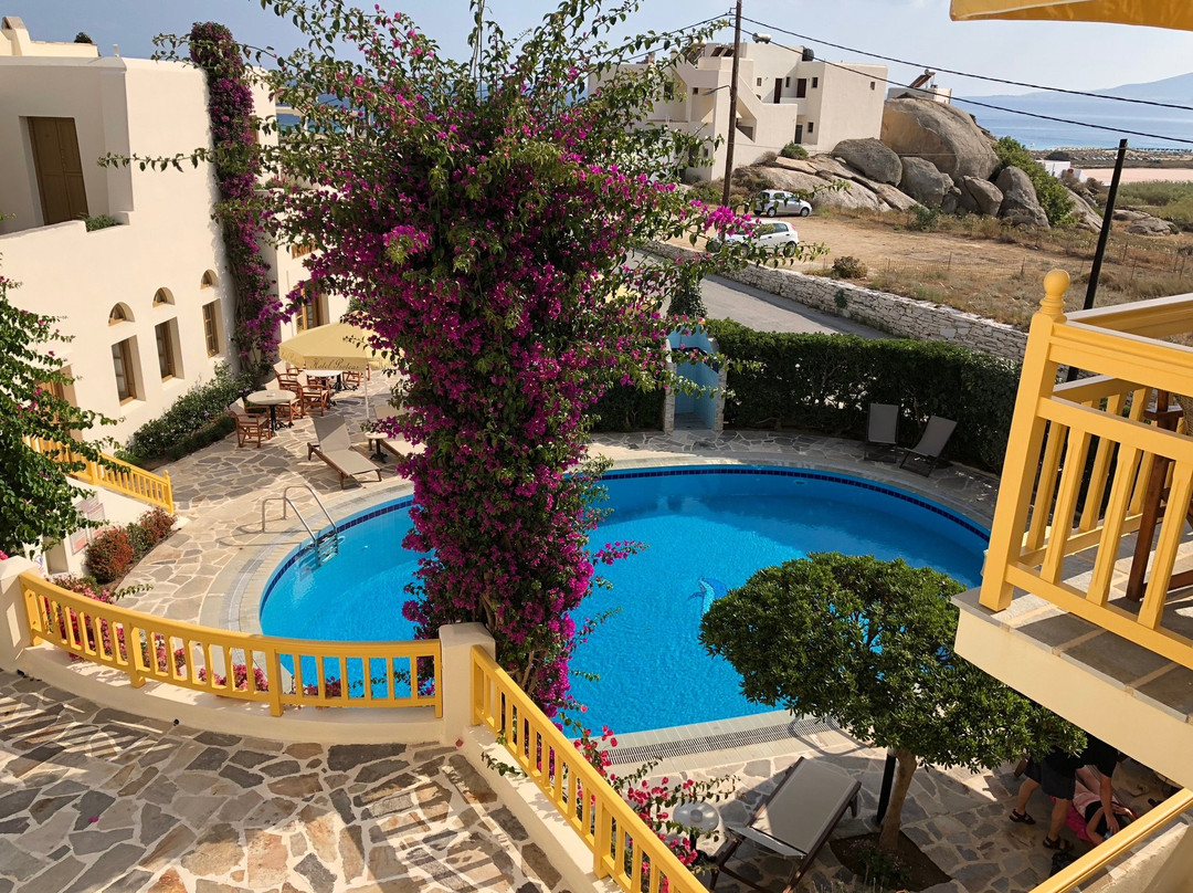 Proteas Hotel & Suites主图