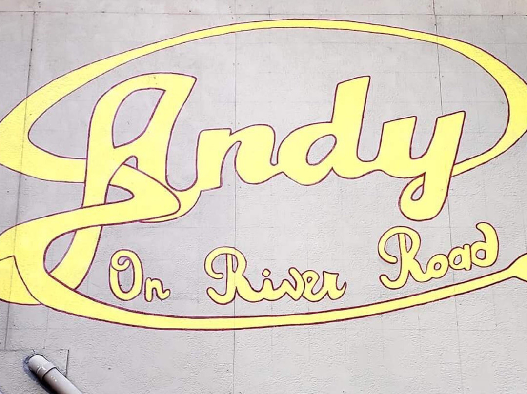 Andy's on River Road-Concan必去景点