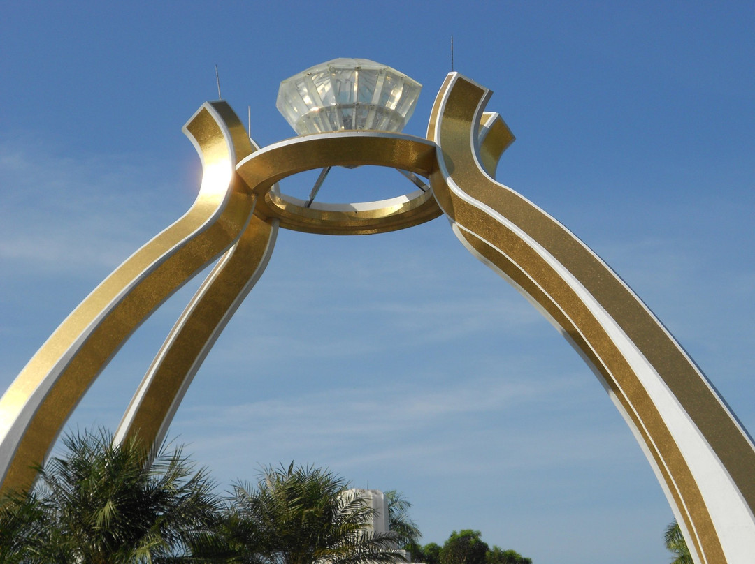 Jerudong's Crystal Arch-斯里巴加湾必去景点