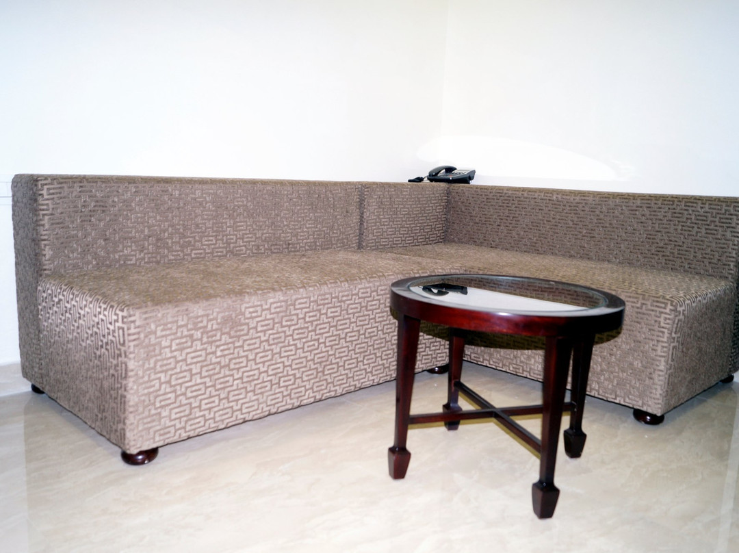 Silver Arcade Hotels主图