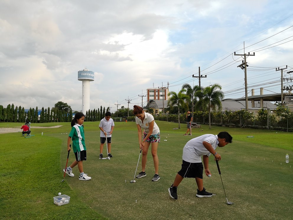 Phunaka Golf Course-查龙必去景点