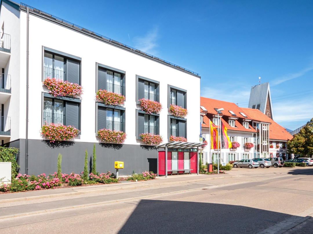 Denzlingen酒店住宿-Hotel & Gasthaus Löwen