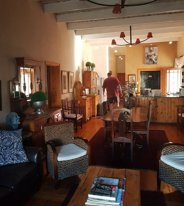 Lord Carnarvon Guest House主图