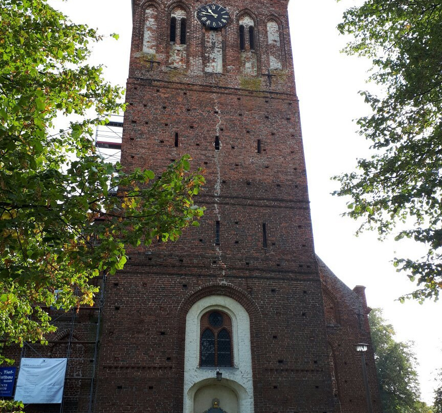 Evangelische Pfarrkirche St. Jacobi Gingst景点图片