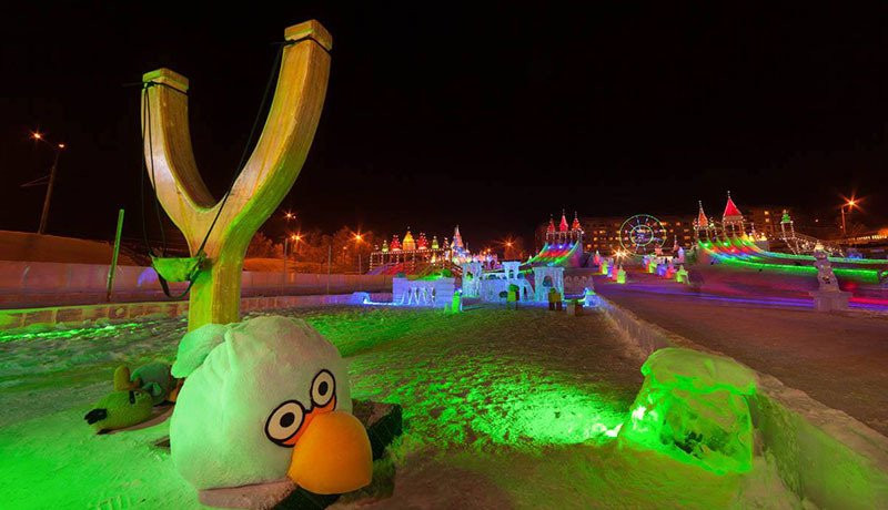 Khrustalnaya Skazka Ice Town景点图片