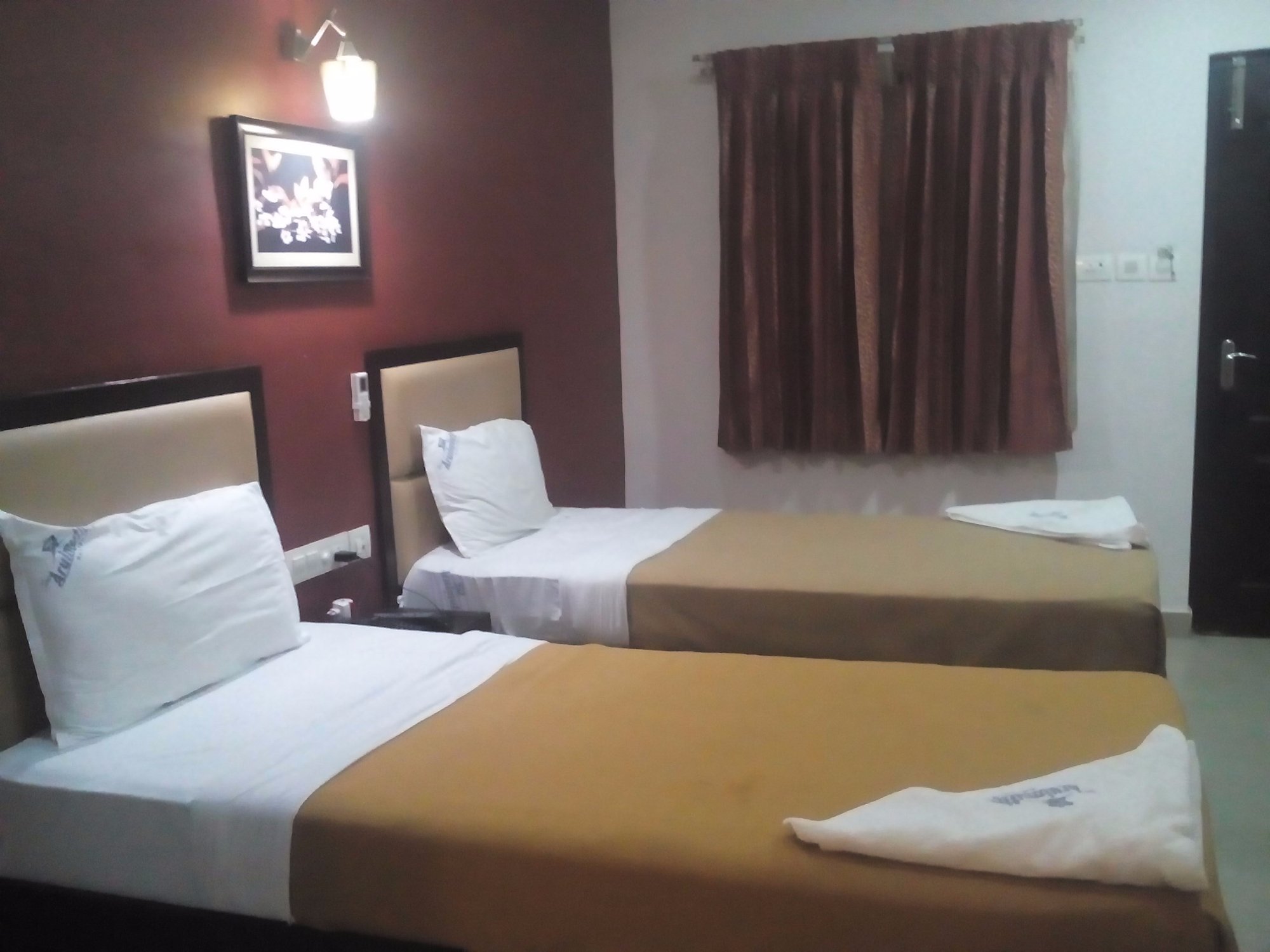Sri Arul Muthu Residency-官方