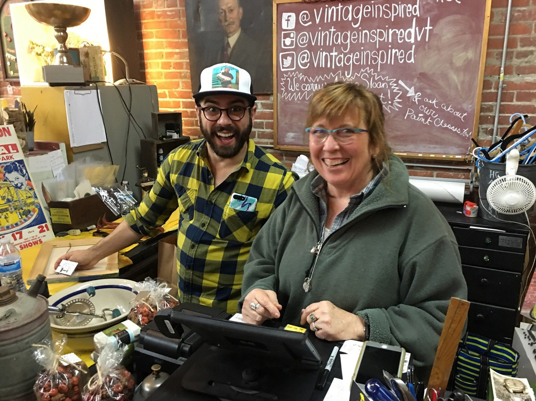 Vintage Inspired Marketplace-伯灵顿必去景点