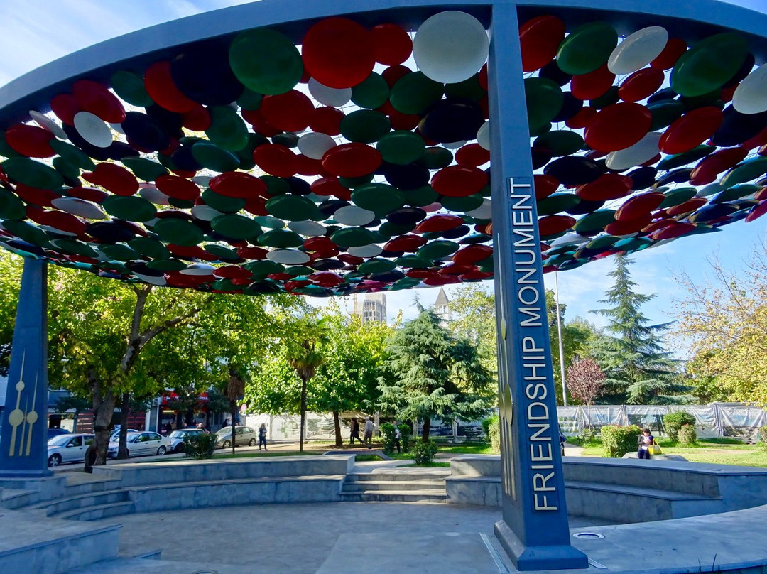 Friendship Monument-地拉那必去景点