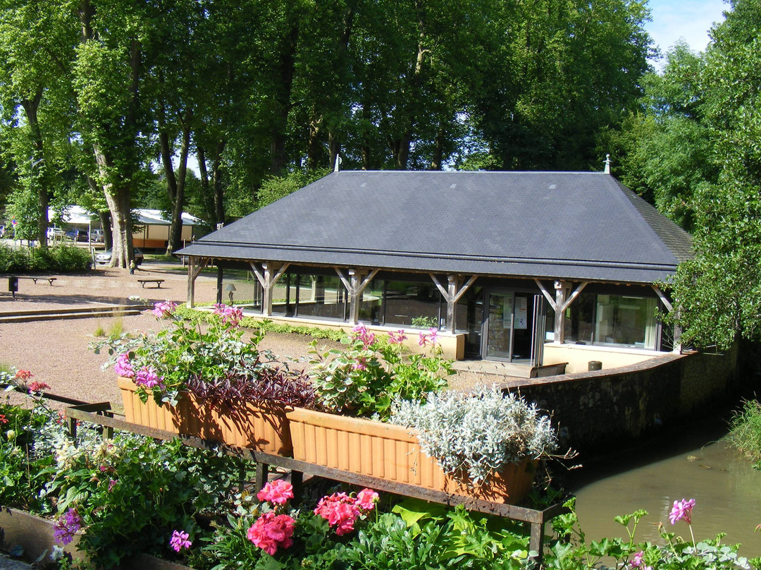 Office de Tourisme de Puisaye-Forterre - Accueil de Saint Amand en Puisaye景点图片