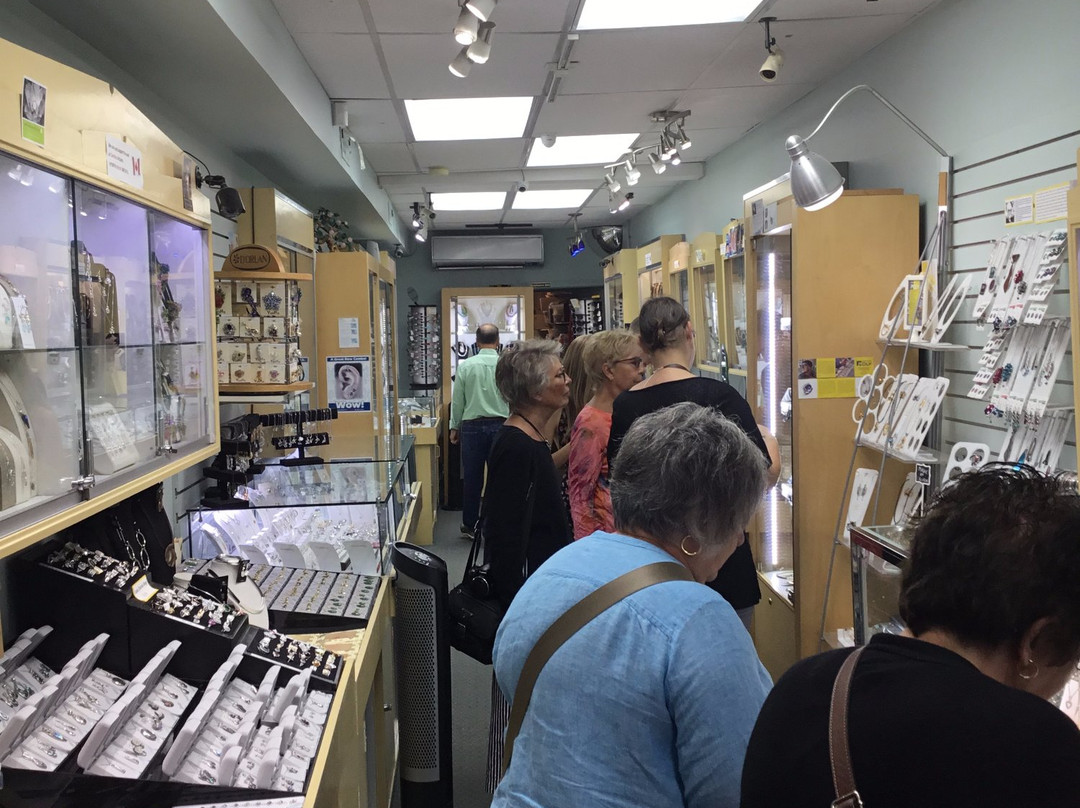 Optimus Jewellery & Watches-滨湖尼亚加拉必去景点