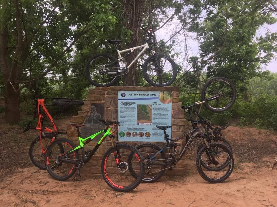 Justin P. Brindley Trail-舒格兰必去景点
