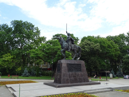 Monument of Tsar Kaloyan-瓦尔纳必去景点
