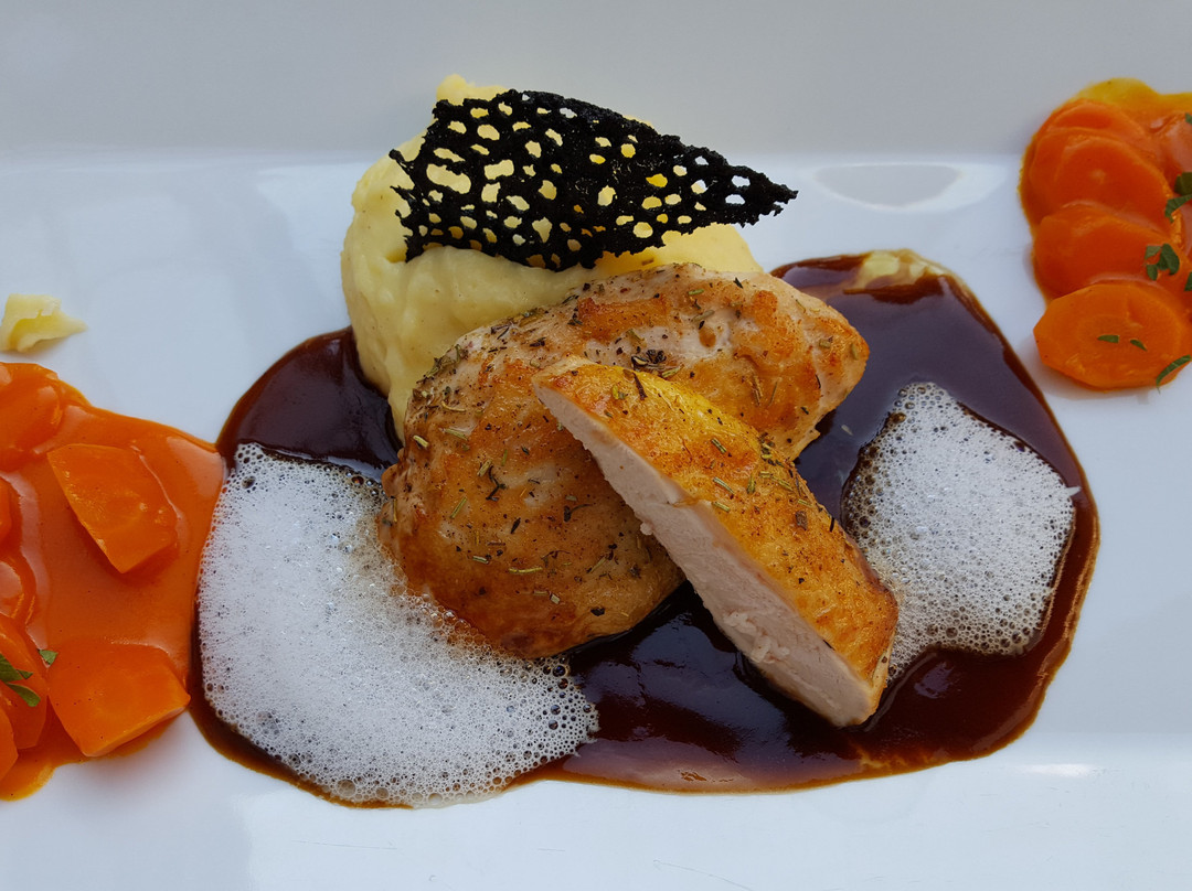 Friedelsheim餐馆和美食-Grenningloh - Restaurant & Vinothek im Hofgut