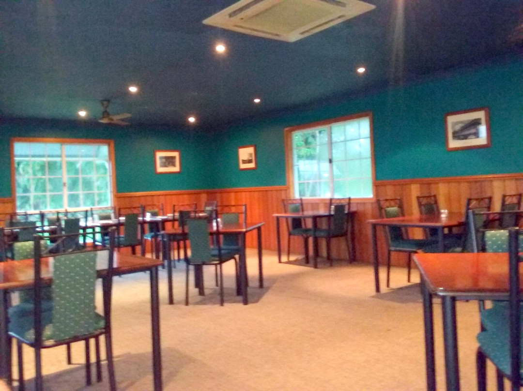 Tully餐馆和美食-Plantations restaurant